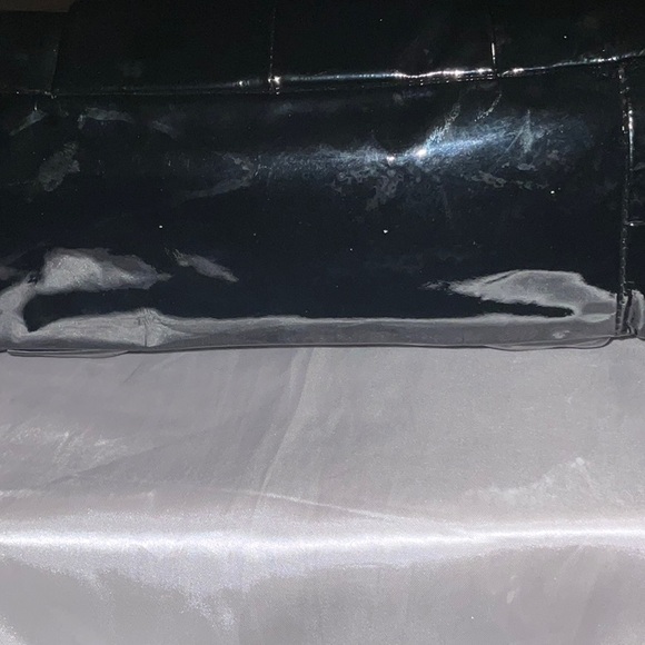 EUC Coach Maggie Patent Leather Bag - Picture 7 of 16